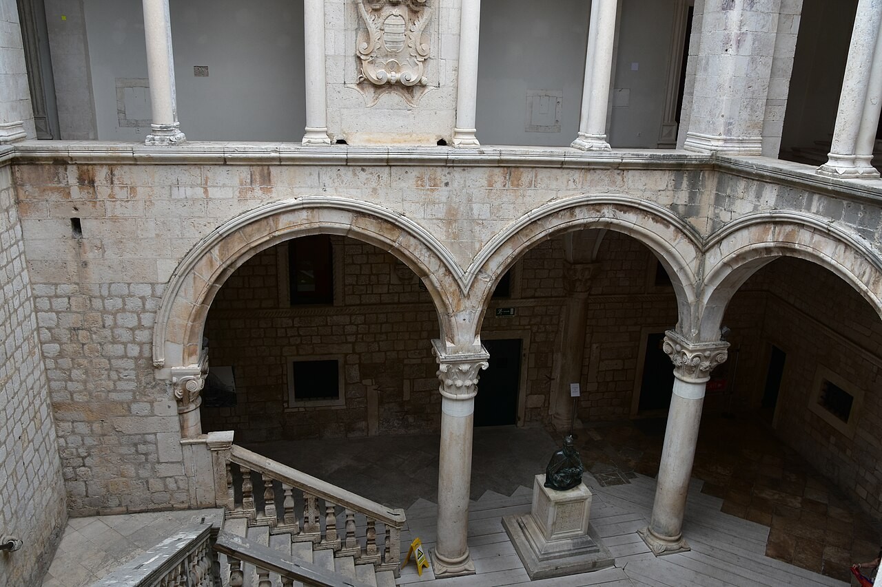 Rector’s Palace courtyard