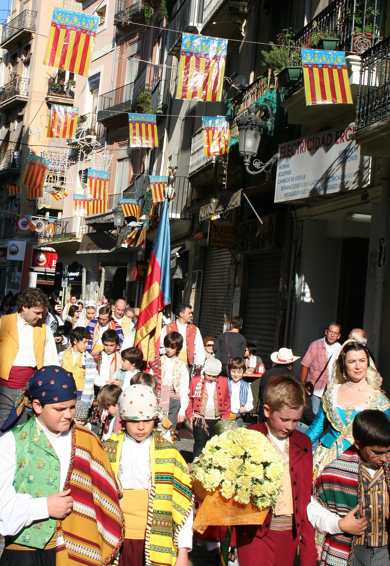 Las Fallas · Ofrenda de flores